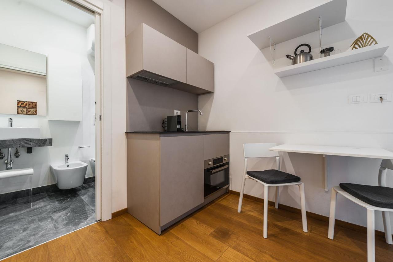 Rg8 Independent Apartment 카타니아 외부 사진